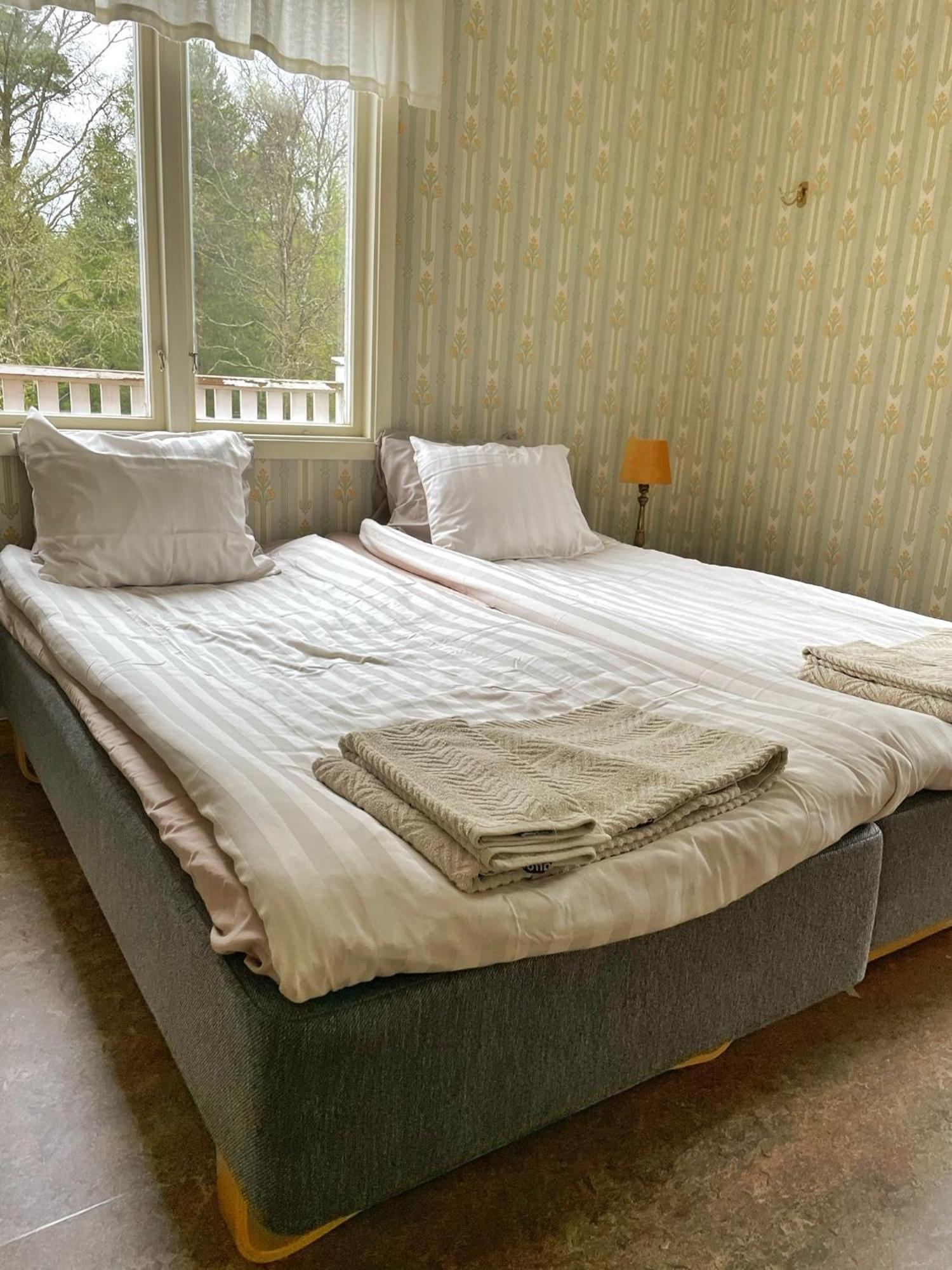 Atran Viktors Affaershus Bed & Breakfast エクステリア 写真